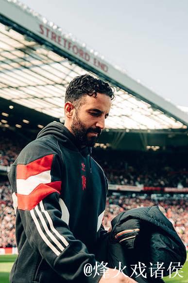 阿莫林：4-4平局令人遗憾，我们本该充分利用创造的机会确保胜利