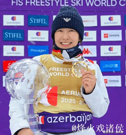 徐梦桃与孙佳旭荣膺自由式滑雪空中技巧世界杯年度总冠军 徐梦桃与孙佳旭荣膺自由式滑雪空中技巧世界杯年度总冠军