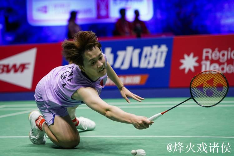 陈雨菲直落两局晋级 挺进羽毛球世锦赛女单八强 陈雨菲直落两局晋级 挺进羽毛球世锦赛女单八强